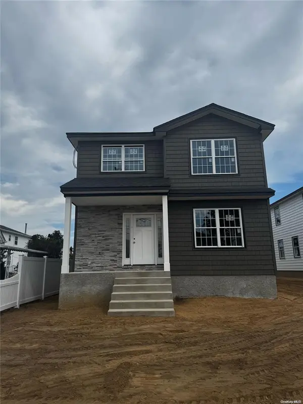 1053 Mahopac RD, West Hempstead, NY 11552