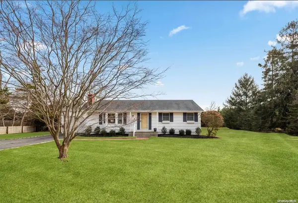 6 Bishop, Westhampton Beach, NY 11978