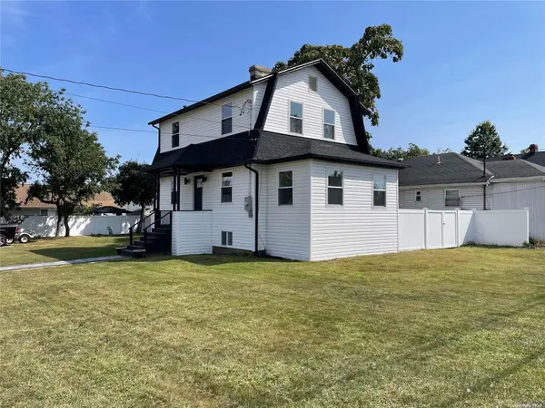 159 Southside AVE, Freeport, NY 11520