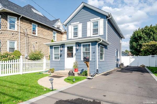 2769 Park AVE, Baldwin, NY 11510