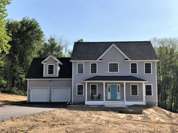 20 CREST CT, Hopewell Junction, NY 12533