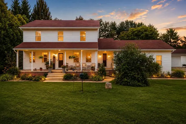 658 N Old Suman RD, Valparaiso, IN 46383