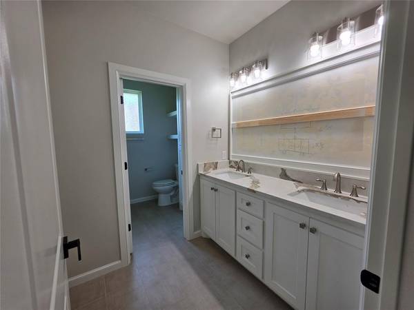 913 Reedser WAY, Choctaw, OK 73020