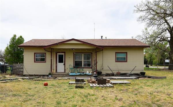 121 W 3rd ST, Fargo, OK 73840