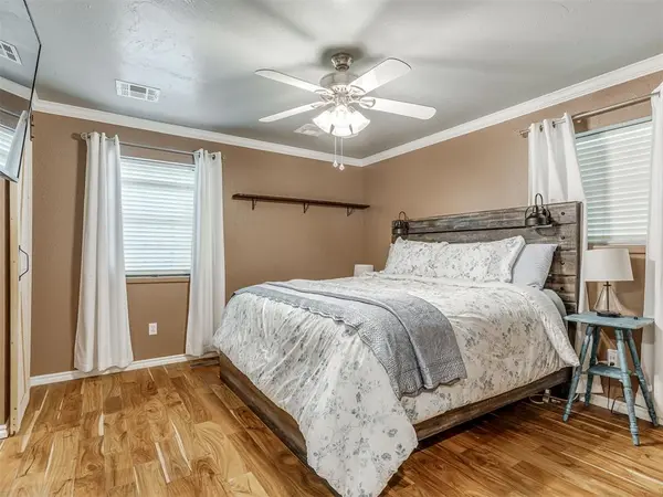 859 S Morgan RD, Blanchard, OK 73010