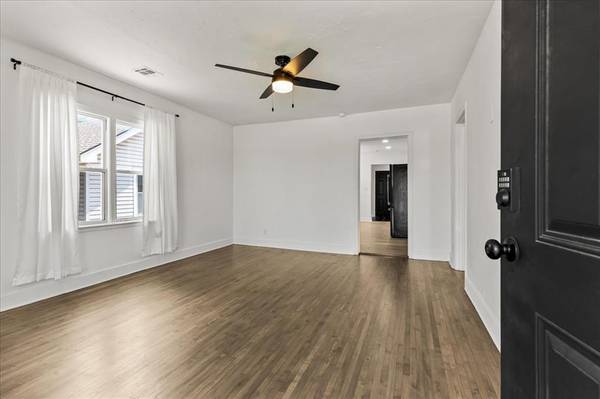 921 S Reno AVE, El Reno, OK 73036