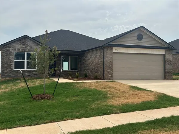 990 Red Barn RD, Newcastle, OK 73065