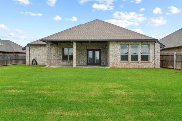 2600 Summit Crossing Pkwy, Norman, OK 73071