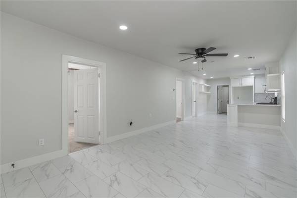 2926 NW 15th ST, Oklahoma City, OK 73107