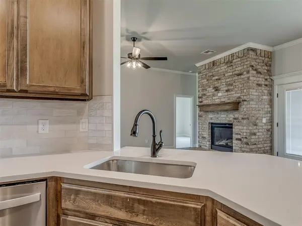 10201 Baldwin LN, Oklahoma City, OK 73169