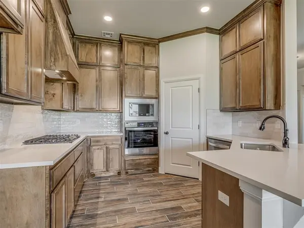 10201 Baldwin LN, Oklahoma City, OK 73169