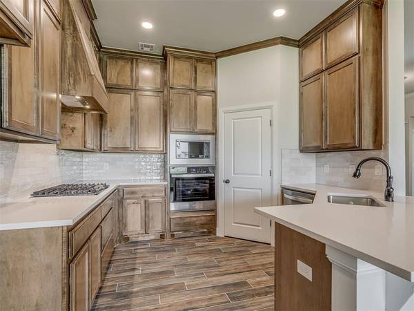 10201 Baldwin LN, Oklahoma City, OK 73169