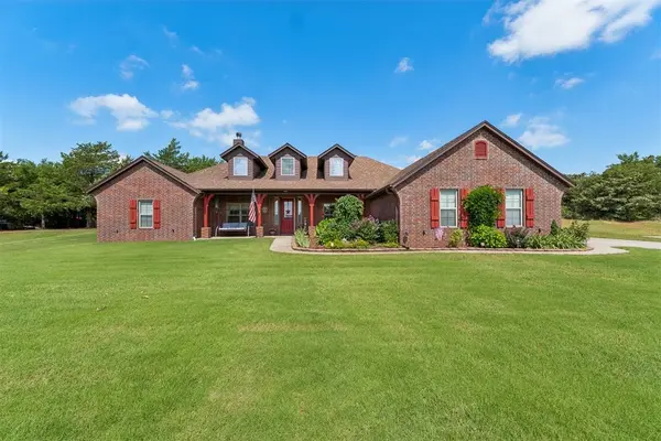 14215 Pleasant Wood LN, Edmond, OK 73034
