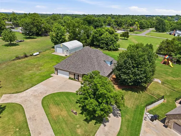 2220 County Road 1197, Tuttle, OK 73089