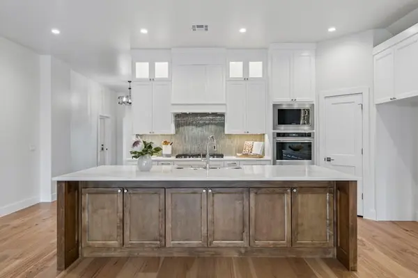 4924 Pont Neuf RD, Edmond, OK 73034