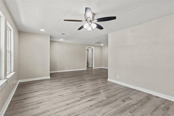 621 N 5th ST, Weatherford, OK 73096