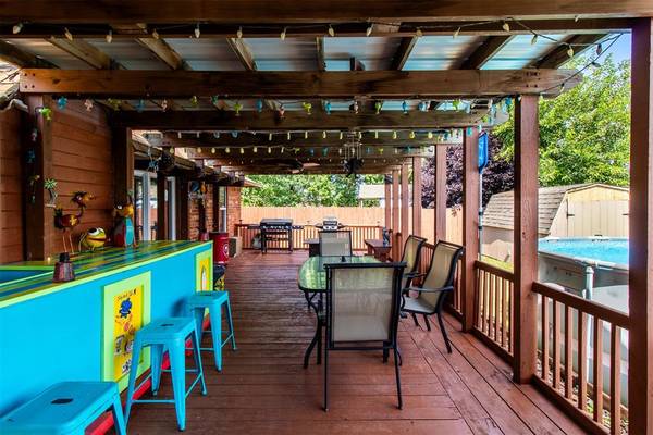 819 W Dowden DR, Mustang, OK 73064
