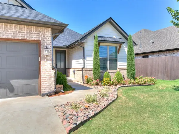4721 Mustang Park BLVD, Mustang, OK 73064