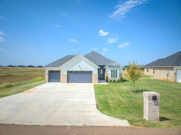 29763 Jade ST, Cashion, OK 73016
