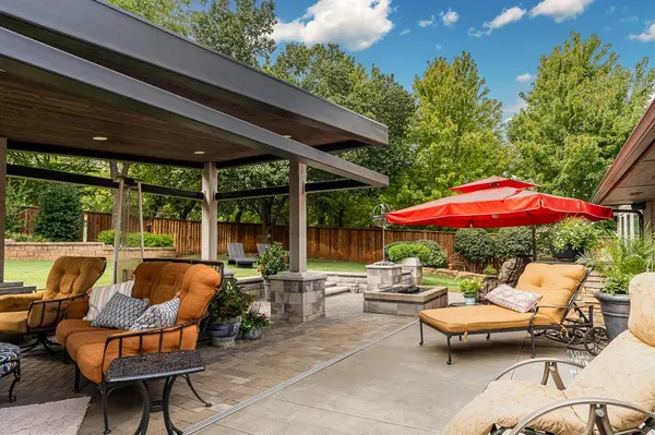 622 Timber LN, Edmond, OK 73034