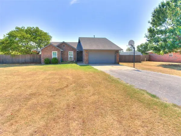 524 NE Antelope ST, Piedmont, OK 73078