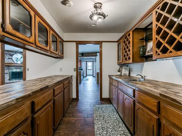 11313 Davis CT, Oklahoma City, OK 73162