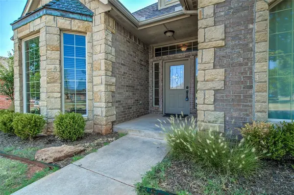 4712 NW 157th TER, Edmond, OK 73013