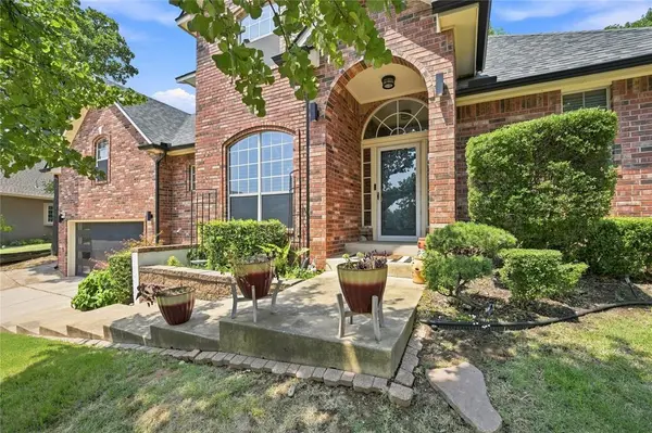 4001 Eaton PL, Edmond, OK 73034