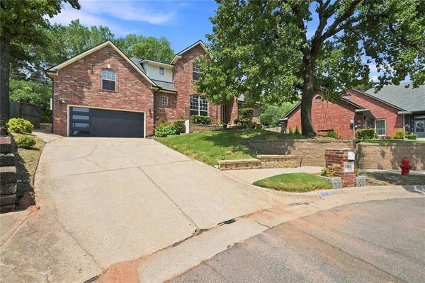4001 Eaton PL, Edmond, OK 73034