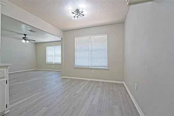 4829 Creekwood DR, Oklahoma City, OK 73135
