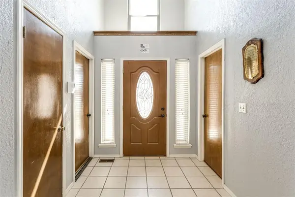 113 E Snowmass DR, Yukon, OK 73099