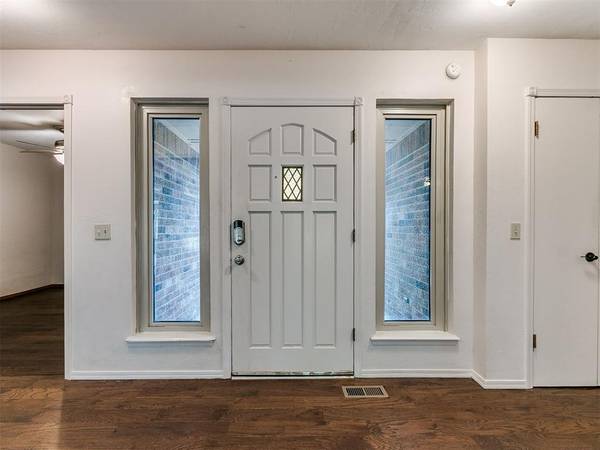 500 Concord LN, Edmond, OK 73003