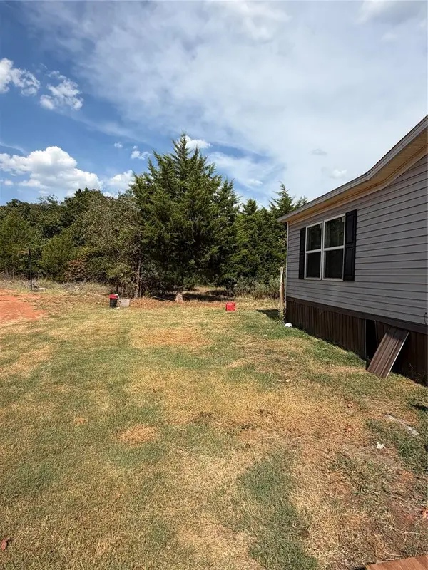 12930 Deer DR, Luther, OK 73054