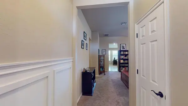 805 Canyon DR, Yukon, OK 73099