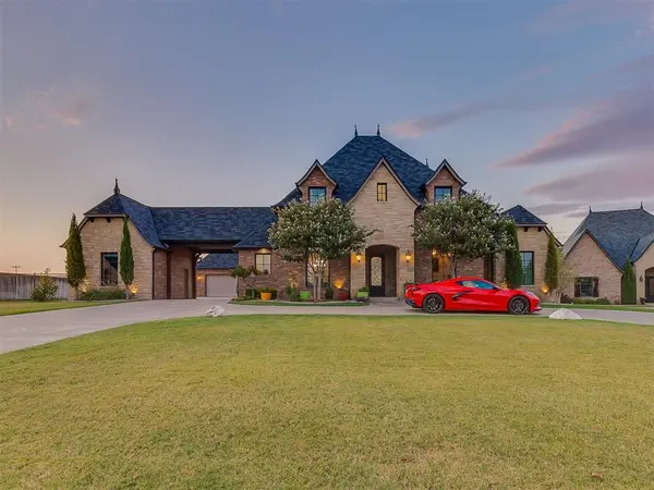 4213 Paloma CIR, Edmond, OK 73012