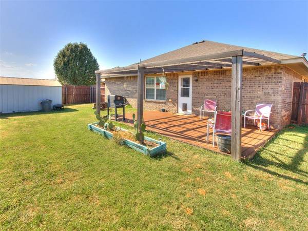 332 W Tecumseh Meadows DR, Norman, OK 73069