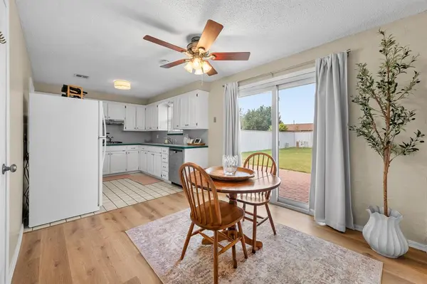 625 SW 9th ST, Moore, OK 73160