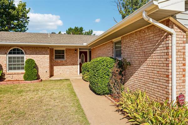 2629 N Markwell AVE, Bethany, OK 73008