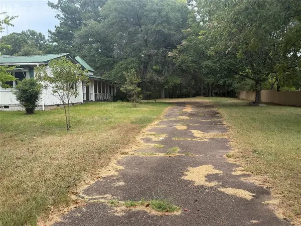 1822 N US Hwy 259 HWY, Broken Bow, OK 74728