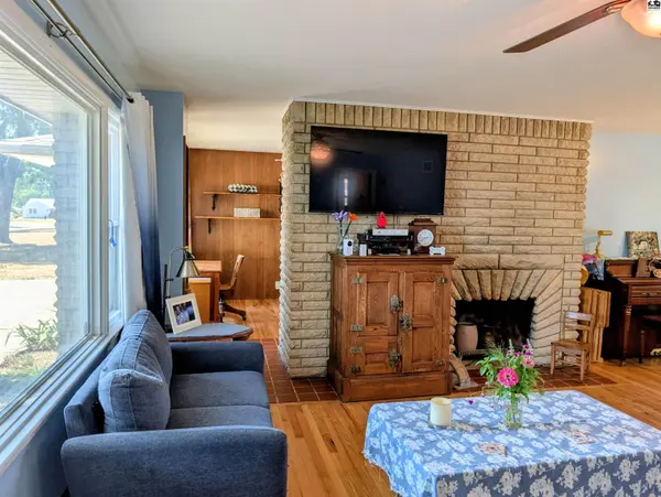 414 Random Rd, Newton, KS 67114
