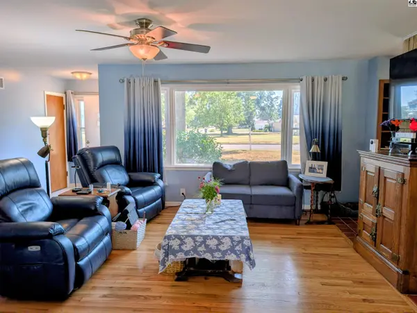 414 Random Rd, Newton, KS 67114