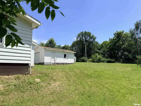 378 FULTON PL, Canton, IL 61520