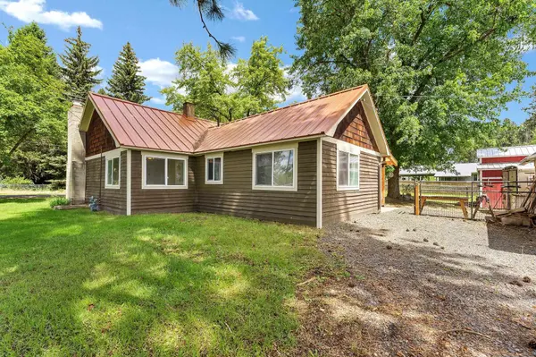 402 6TH Ave, Deer Park, WA 99006