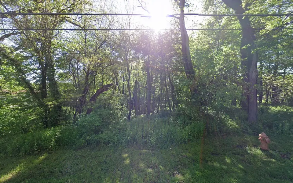 2089 Crisman RD, Portage, IN 46368