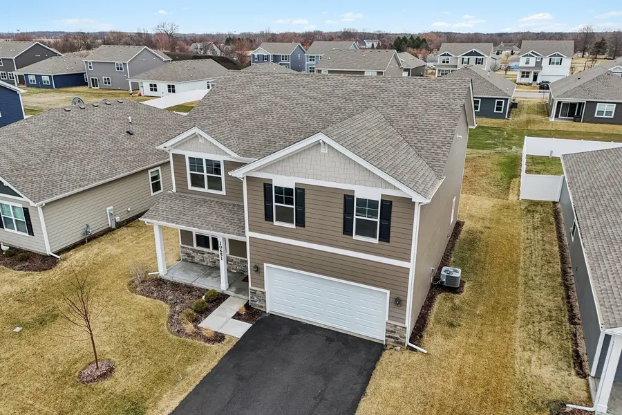 10651 Whitney PL, Crown Point, IN 46307