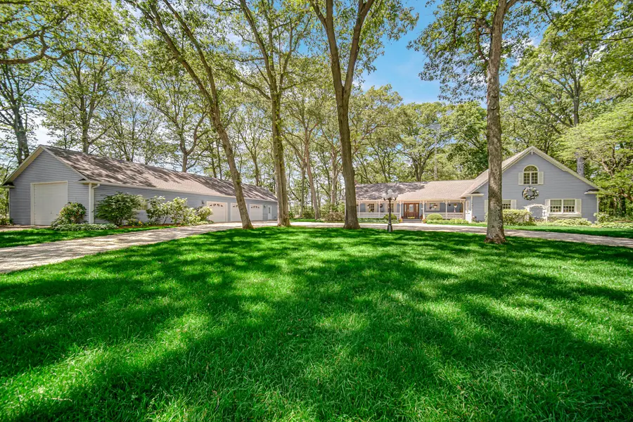 3935 N 950, Grovertown, IN 46531