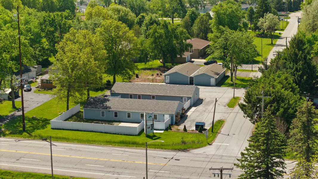 1147 N Salt Creek RD, Chesterton, IN 46304