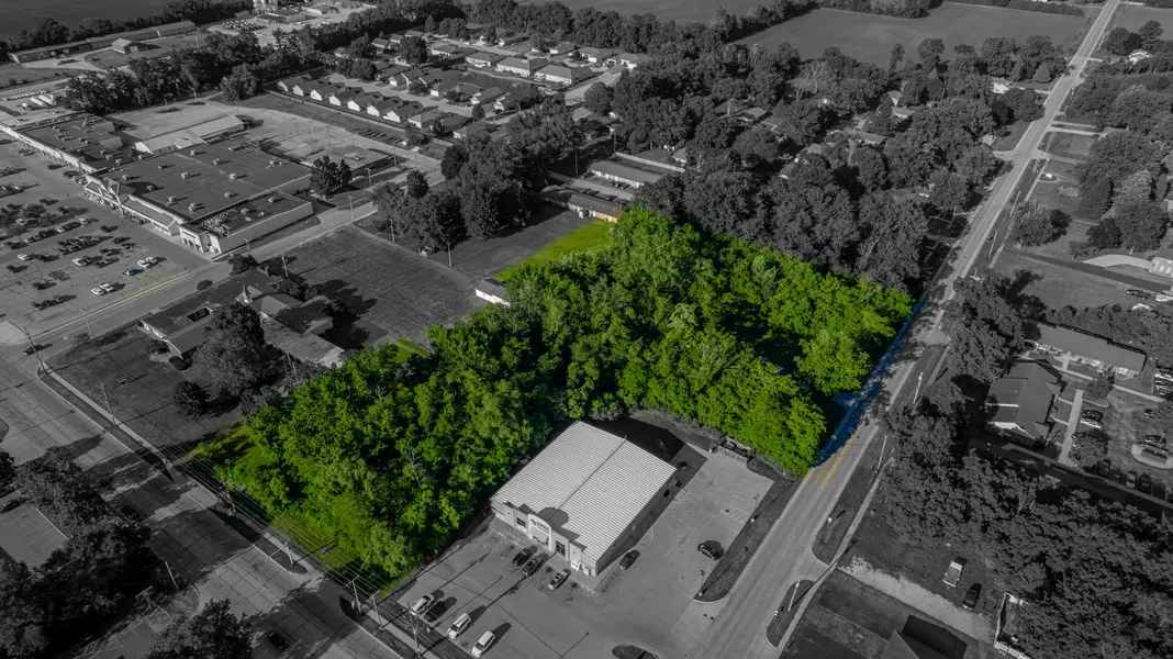 130 E Division, Demotte, IN 46310