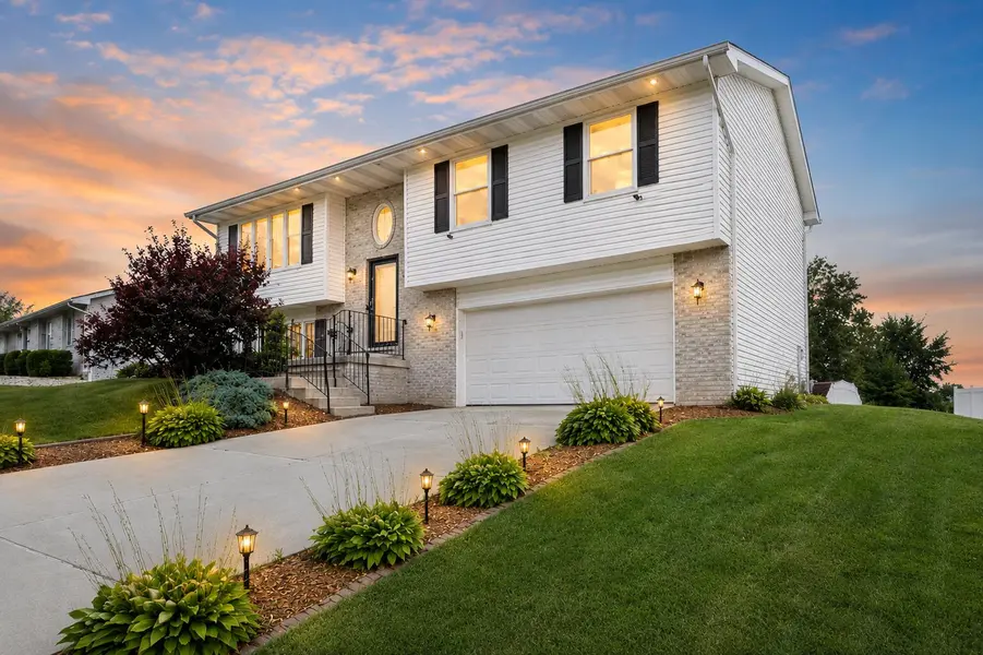 8921 W 125th PL, Cedar Lake, IN 46303