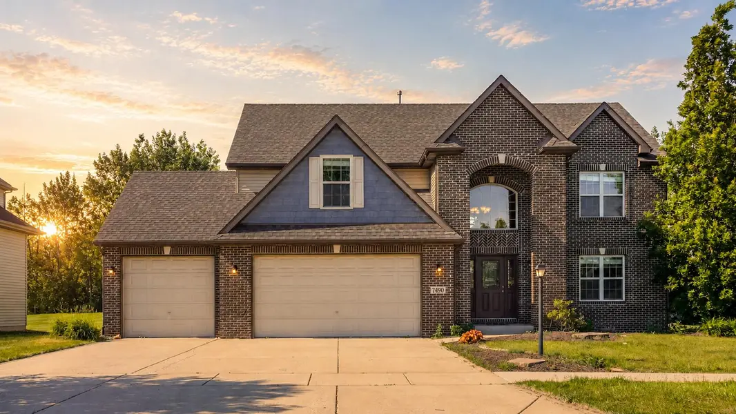 7490 E 103rd AVE, Crown Point, IN 46307